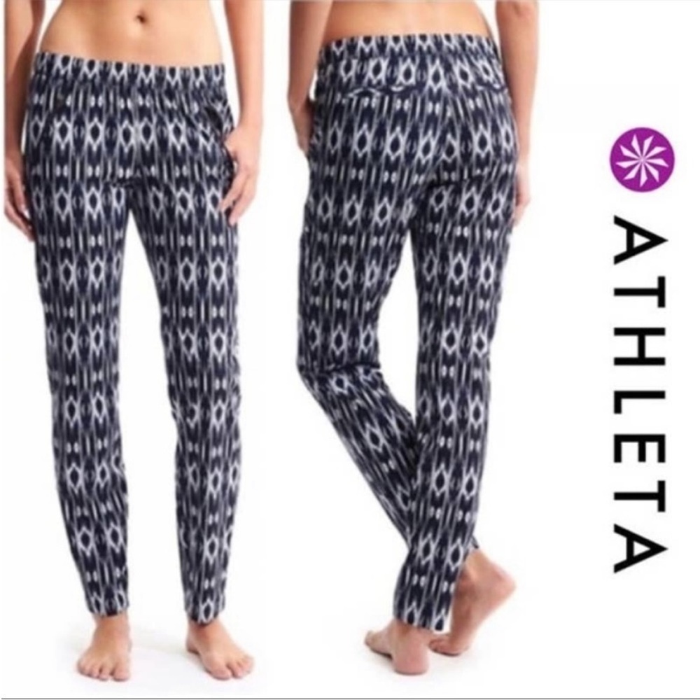 Athleta Reflection Aspire blue ikat pant